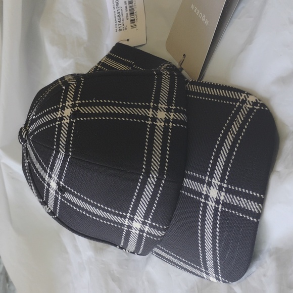 Alexander McQueen Black Hat